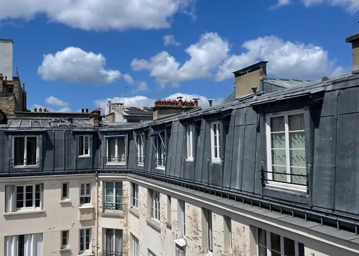 Charmant Studio Perche Sur Les Toits, 16 Eme Quartier Calme Securise- Proche Quai Seine Roland Garros