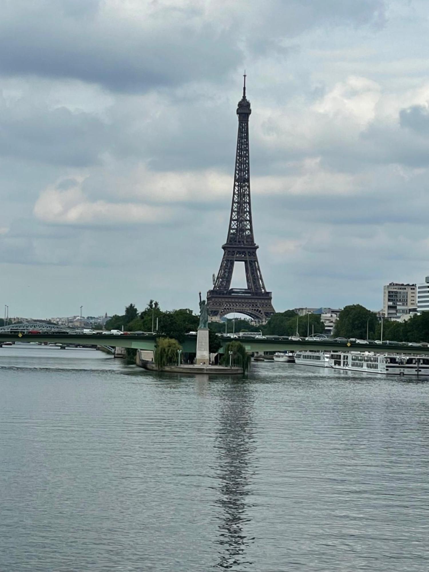Apartment Perche Sur Les Toits, 16 Eme Quartier Calme Securise- Proche Quai Seine Roland Garros *